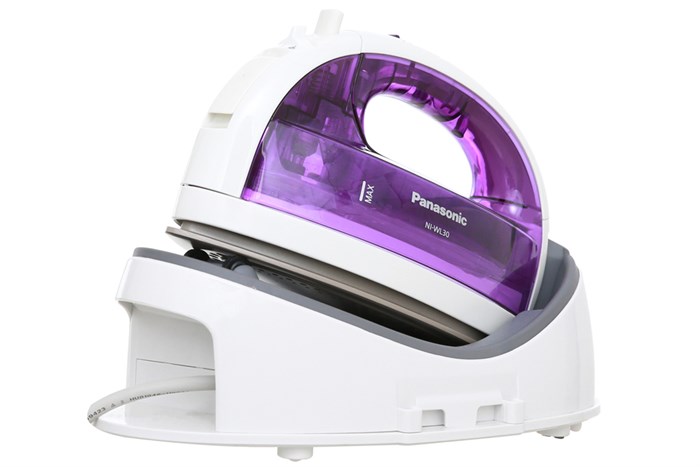 Bàn Ủi Hơi Nước không Dây Panasonic NI-WL30VRA 1550W